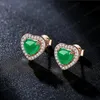 Vente en gros de boucles d'oreilles à tige verte et rouge en forme de coeur d'amour romantique pour femmes avec bijoux en strass