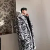 Casaco com estampa de zebra engrossado por atacado Masculino Moda Quente Parka Masculino de Algodão Casaco Longo Masculino Streetwear Selvagem Jaqueta Solta Roupas Masculinas