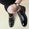 2020 اسود الأعمال احذية رسمية الرجال الانزلاق على أكسفورد جلد الرجال الاحذية الكبيرة الحجم 47 أحذية الزفاف وزارة اللباس