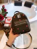 10代の女の子のための新しいバックパック財布の学校のバッグ