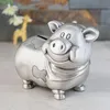 رائعتين Pewter Piggy Bank Money Saving Box Smiling Pig يرتدي الوشاح المعدني الكلاسيكي هدايا عيد ميلاد إبداعية للفتيان الفتيات