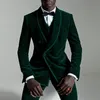 Royal Blue Velvet Ślub Tuxedos Slim Fit Fit Garnitury Groom Outfit Mężczyźni Party Prom Wear (Kurtka + Spodnie + Kamizelka + muszka) Zielony czarny