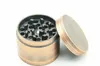 En ny fyra-lagers zinklegering Ancient Copper Flat Smoke Grinder 50mm i diameter Portable Metal Smoke Crusher