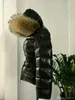 Kvinnor Jacket Winter Warm Coat Thicking Female Clothes Real Raccoon Päls krage Huven Down Jacket