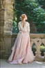 Abiti da sposa bianchi rosa A-line con scollo a V V Backless 3/4 maniche lunghe in pizzo Applique Robes De Mari￩e Ribbon Bow Abito da festa nuziale Abiti lunghi