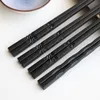 1Pair Japanese Chopsticks Alloy Nonslip Sushi Food Sticks Chop Sticks Chinese Present Palillos Japoneses återanvändbara pinnar 18OCT1061596