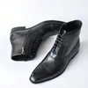 Tamaño 39-47 Brogue Tallado Botines de Cuero Hombres Otoño Estilo Británico Cremallera Lateral Limpiar El Color Botas de Vaquero Casuales Zapatos de tobillo para hombre