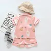 Zomer Kinderen Pyjama Set Thuis Nachtkleding Peuter Kids Korte Mouw Thuis Nachtkleding Jongens Meisjes Satijn Cartoon Beer Baby Baby Nign1906723