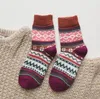 Winter Thermal Socken Jahrgang Bunte Strümpfe aus Wolle stricken Weihnachten Kniestrümpfe Strumpfwaren Chaussettes Fashion Baumwollbeiläufiges Anklet C6996