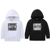 Moda Çocuk Erkek Mektup Hoodies 4 Stilleri Rahat Sonbahar Uzun Kollu Katı Hoodie Çocuk Tasarımcı Giysi Erkek Kazak GJY787