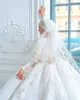 Dubai Muslim Luxury Lace Ball Gown Wedding Dresses Chapel Train Full Pärlor Applique Långärmad Bröllopsklänning Afrikansk Plus Storlek Bröllopklänningar