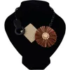 Trouvez-moi nouvelle mode grandes fleurs collier en tissu collier ras du cou pendentifs Vintage acrylique Maxi déclaration collier femmes bijoux