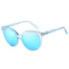 Top Selling Women's Sunglasses Dames Merk Designer Dames Cat Eye Sunglasses Frame met parels en studs Flowing Hoge kwaliteit glazen