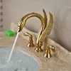 Golden Swan Bathtub Faucet Deck Mounted Bath Shower Set Brass Hand Shower Basin Mixer Tap Widespread Tub Sink Faucet8485922