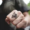 Krzyż tytanowy pierścień indywidualny pazur paznokci biżuteria ręczna