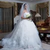 Bianco più principessa Abito da ballo in pizzo abiti da pavimento senza spalline abiti da sposa da sposa senza spalline