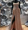 African Gold Cekinowa Syrenka Prom Suknie Bez Ramiączek Neck Wysokie Rozłam Suknie Wieczorowe Vintage Sexy Formalna Party Dress