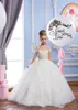 2020 Tüll Arabische Blumenmädchenkleider für die Hochzeit Sheer Neck Vintage Perlen Kinderfestzugkleider Schöne Blumenmädchen-Hochzeitskleider