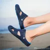 Designer geléia chinelos homens sandálias oco causais antiderrapante chinelos de verão chinelos respirável água Sandals Praia Chinelos FRETE GRÁTIS