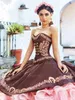 メキシコのQuinceanera Luxury Embroidery Quinceanera Dresses 2023 Coral Pink Ruffles Tiered Skirt Princess Sweet 15 Girls Prom Gown 214c