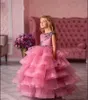 어린 소녀 아름다운 볼 가운 웨딩 레이스 업 얇은 명주 그물 레이스 계층 잘 디자인 된 꽃의 소녀 드레스 선발 대회 가운에 참석하려면