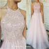 Pale roze een lijnavond jurken formele slijtage sexy backless halter hals kanten appliques tule lange vestidos de fiesta prom jurken ed1147