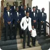 Fait sur mesure Black Men Les costumes de mariage entaillé Lapel Epoux Slim Fit Groomsmen Groom Costume Tenue de soirée Prom Smokings Best Man Blazer