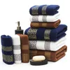 Luxe premium badhanddoek handdoek golden draad borduurwerk wolkenpatroon oriënteren