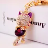 Creative cute diamond lucky cat key chain Women039s bag accessories kitten metal pendant key chain small gift gift7222018