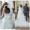 Robes de mariée sirène africaine manches longues appliques de dentelle perles tribunal train organza volants robes de mariée à plusieurs niveaux