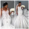 2020 Arabiska Plus Storlek Lyxiga Lace Beaded Bröllopsklänningar Kristaller Mermaid Sexy Bridal Dresses Vintage Bröllopsklänningar