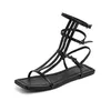 Venta caliente-Sandalias planas de gladiador de alta calidad para mujer, zapatos de playa con punta cuadrada y hebilla de cuero genuino a la moda