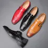 New Men Dress Shoes Wedding Formal Wedding Sapatos de couro genuíno Retro Brogue Business Office Men039S Flats Oxfords para Men1058995