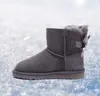 Vendita calda Nuove donne Australia Stivali alti classici Stivali da ragazza da donna Stivali da neve Stivali invernali fucsia nero blu rosso scarpe in pelle