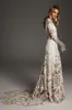 2020 Koronki Suknie Ślubne Suknie ślubne Klejnot Neck Appliqued Długie Rękawy Backless Country Wedding Dress Sweep Rates de Mariée