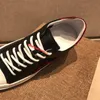 Gli uomini delle donne di modo pattini casuali Italia Mens stilista del cuoio genuino scarpe da tennis superiore stilista scarpe ricamate Tiger