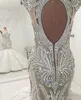 Lyxpärlor kristaller sjöjungfru bröllopsklänningar ren juvel hals ärmlösa spetsar applikationer bröllopsklänning brudklänningar plus storlek