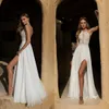 Asaf Dadush Boho Abiti da sposa sexy Scollo all'americana Pizzo bohemien Abito da sposa in chiffon spaccato Una linea Abiti da sposa da spiaggia Robe De Mariee