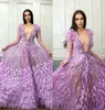 2019 Sheer Manga Comprida Roxo Vestidos de Noite Profundo Decote em V Lace Appliqued Beads Pena Prom Vestido A Linha Feitos Sob Encomenda Fada Formal Vestidos de festa