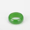 HXC Woman Natural Green Hetian Jade Ring Chinese Jadeite Amulet Fashion Charm Sieraden Hand gesneden ambachten geschenken voor vrouwen Men5377846731835