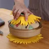 2pcs/set Silicone Trivets Pot Mat Sunflower Pan Pot Holders Heat Resistant Non Slip Hot DishTrivet for Kitchen DiningTable Countertop