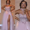 Afrikansk brudtärsapplikationer för blandad stil hög halsjagad prom klänning sida delad piga av hedersklänningar kvällskläder 403