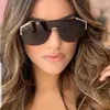 Luxary-vente en gros de mode lunettes de soleil surdimensionnées femmes marque lunettes de soleil carrées lunettes ultralégères cadre lunettes dames nuances R146