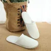 Wegwerp slippers dikke zolen koraal fleece antislip huisgast dikker reishotel wit zachte comfortabele delicate wegwerpzadels