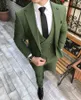 Venda quente Groomsmen Notch lapela do noivo smoking Olive Green Men Azul Ternos de casamento / Prom / Jantar melhor homem Blazer (jaqueta + calça + gravata + Vest) H21