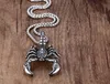 Beeindruckende Männer Tribal Scorpion King VERY VENOM Anhänger Halskette aus Edelstahl in Silberfarbe Schwarz Jungenschmuck mit 24"