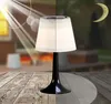 Vattentät solbordslampa, 10LEDS Ögonskydd Solen Powered Table Light Indoor Outdoor Night Light Mordern Desk Lampa för trädgårdsbord,