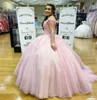 Moda jasnoróżowe ramiona Słodka 16 sukienki Quinceanera Sukienki na bal