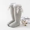 Baby Girl Socks Styl Hiszpański Styl Big Bow Podłogi Skarpetki Bawełna Kids Skarpetki Kolano High Baby Rajstopy Niemowlęta Obuwie 7 Kolory DW5332