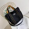 Diseñador-2019 Nueva tendencia simple Bolso de compras Bolsos de lona Bolsos de mujer de moda versátiles Bolso de dama de moda bolsos bolso de hombro jubaofang / 8